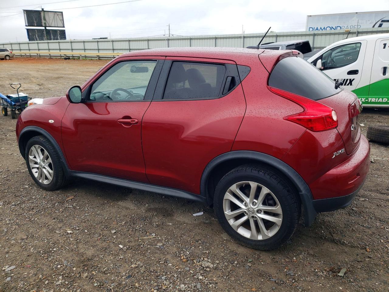 2014 Nissan Juke S - Фото 2