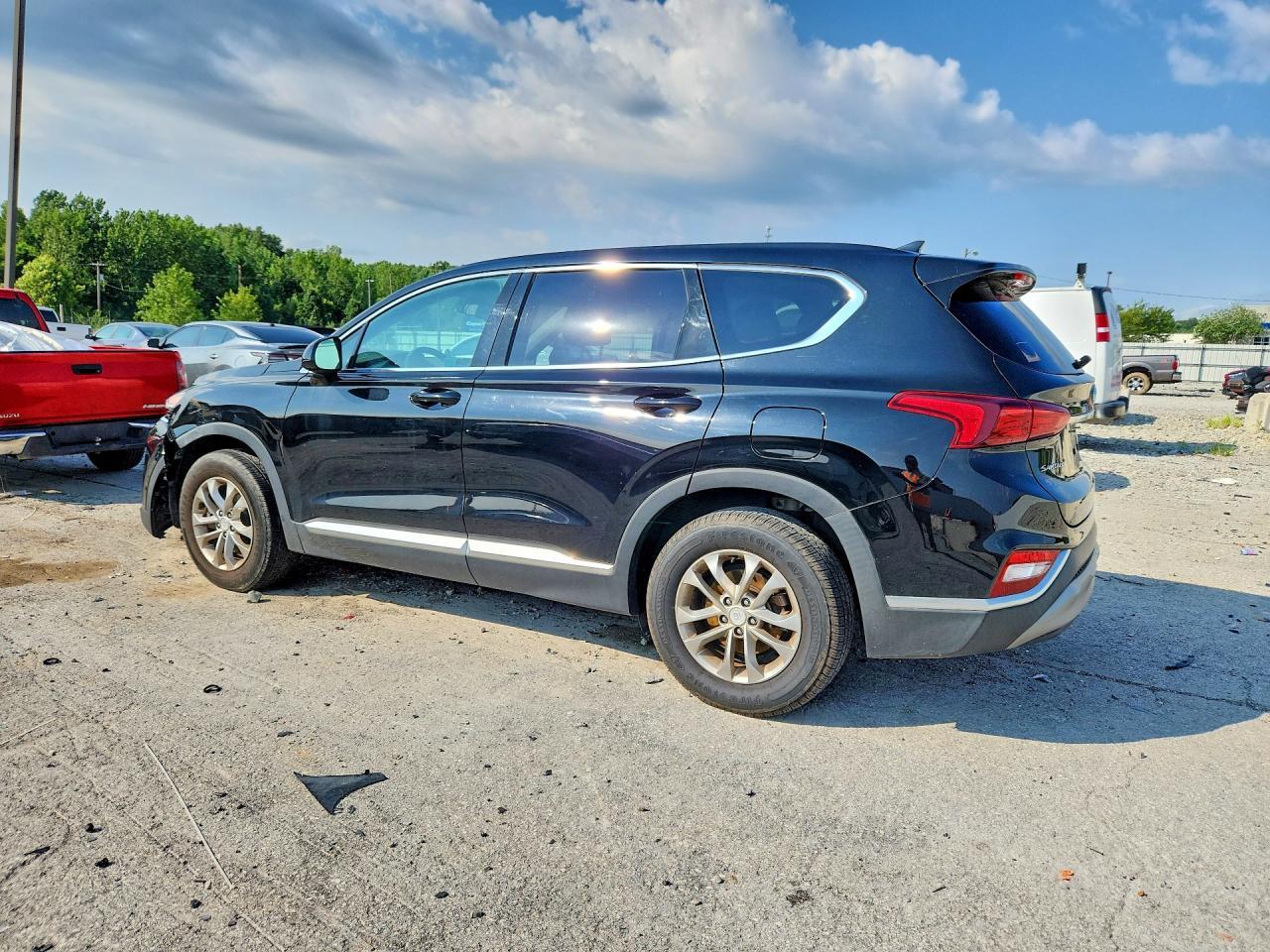 2020 Hyundai Santa Fe Sel - Фото 2