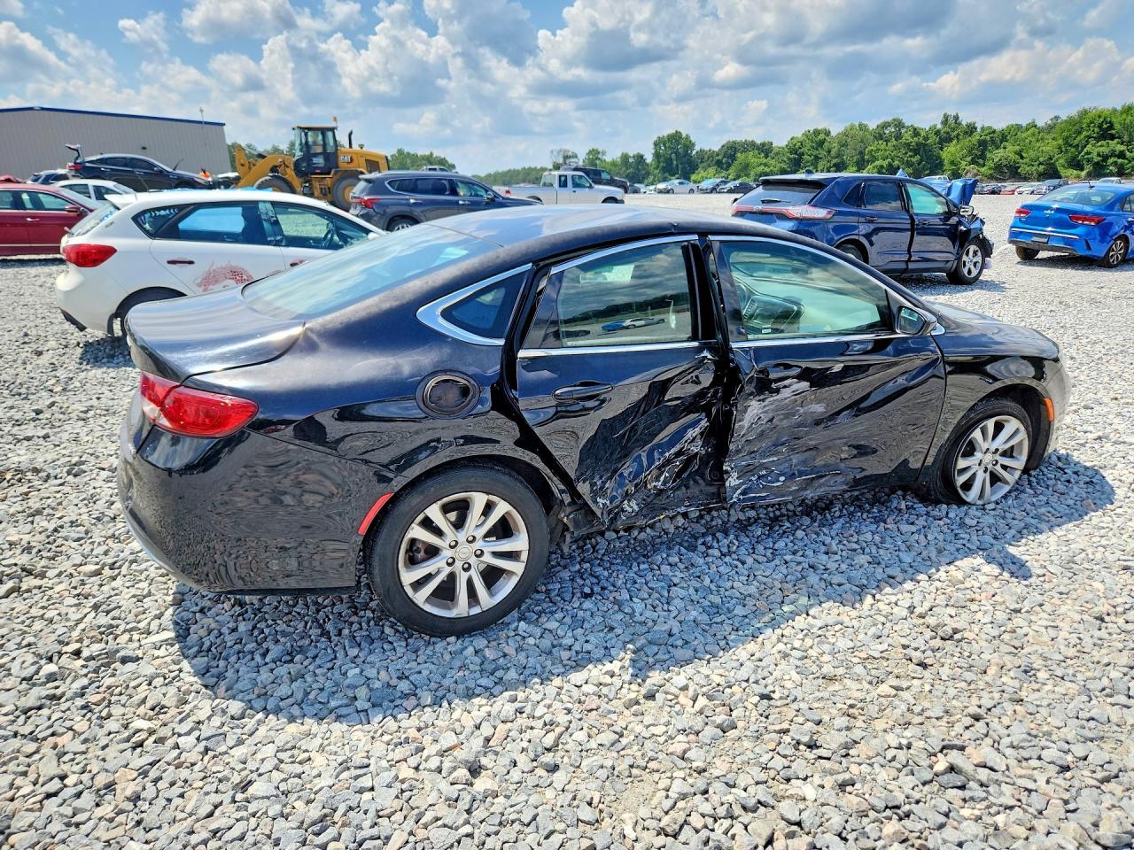 2016 Chrysler 200 Limited - Фото 3