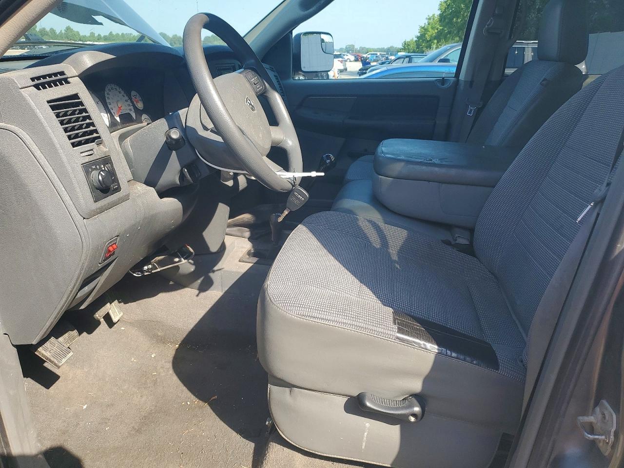 2008 Dodge Ram 2500 St - Фото 7