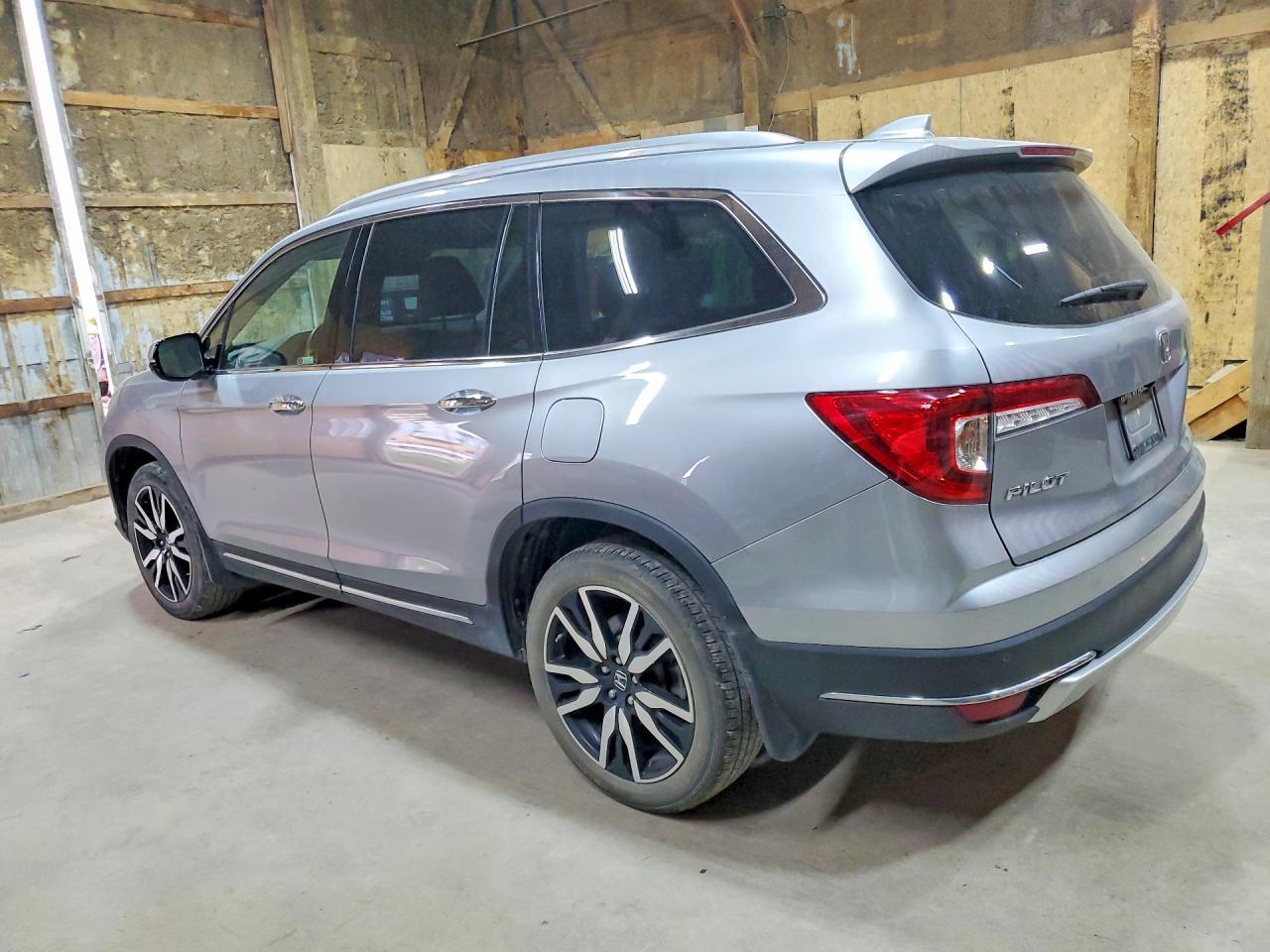 2022 Honda Pilot Elite - Фото 2