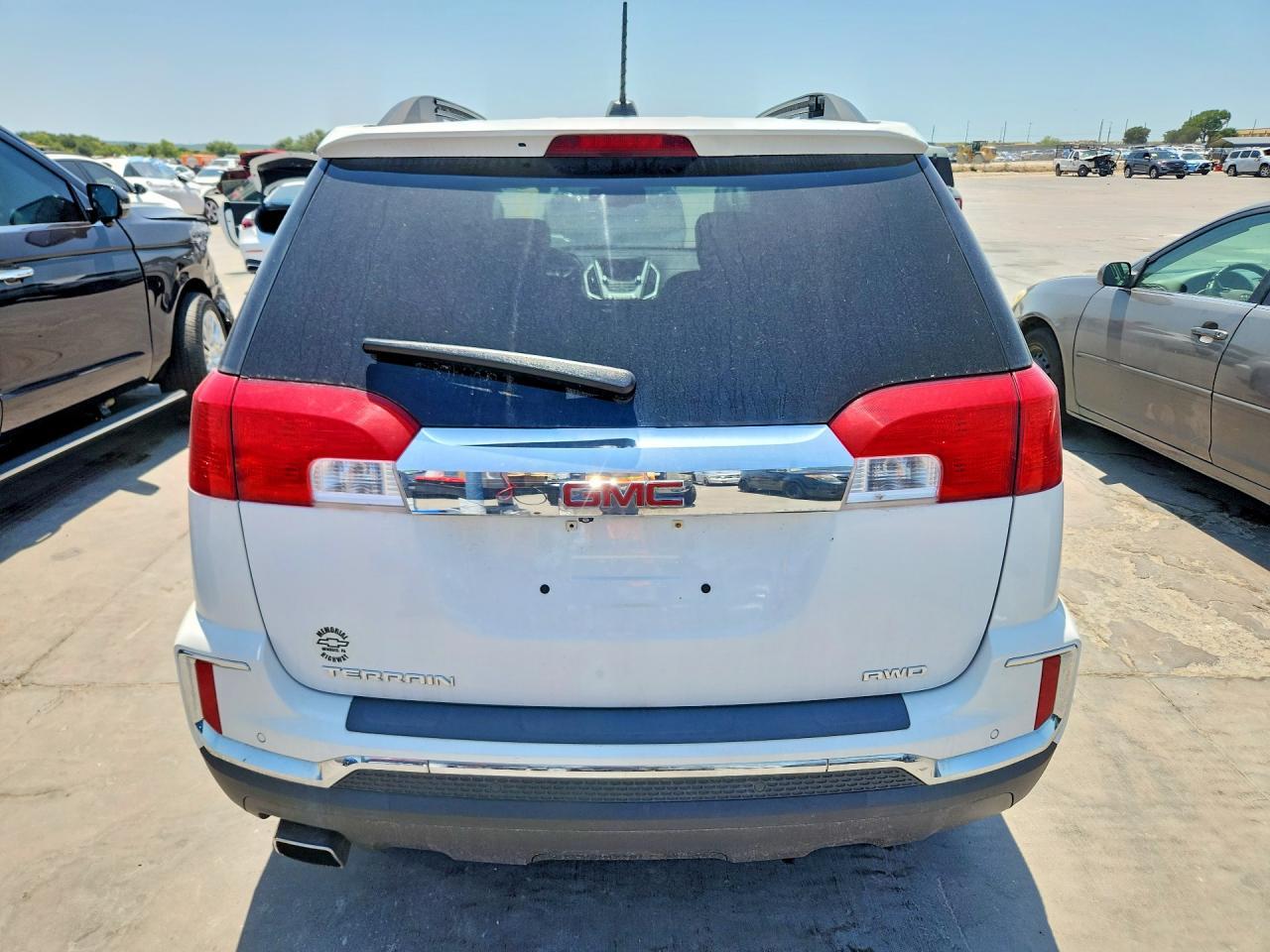 2015 GMC Terrain - Image 6