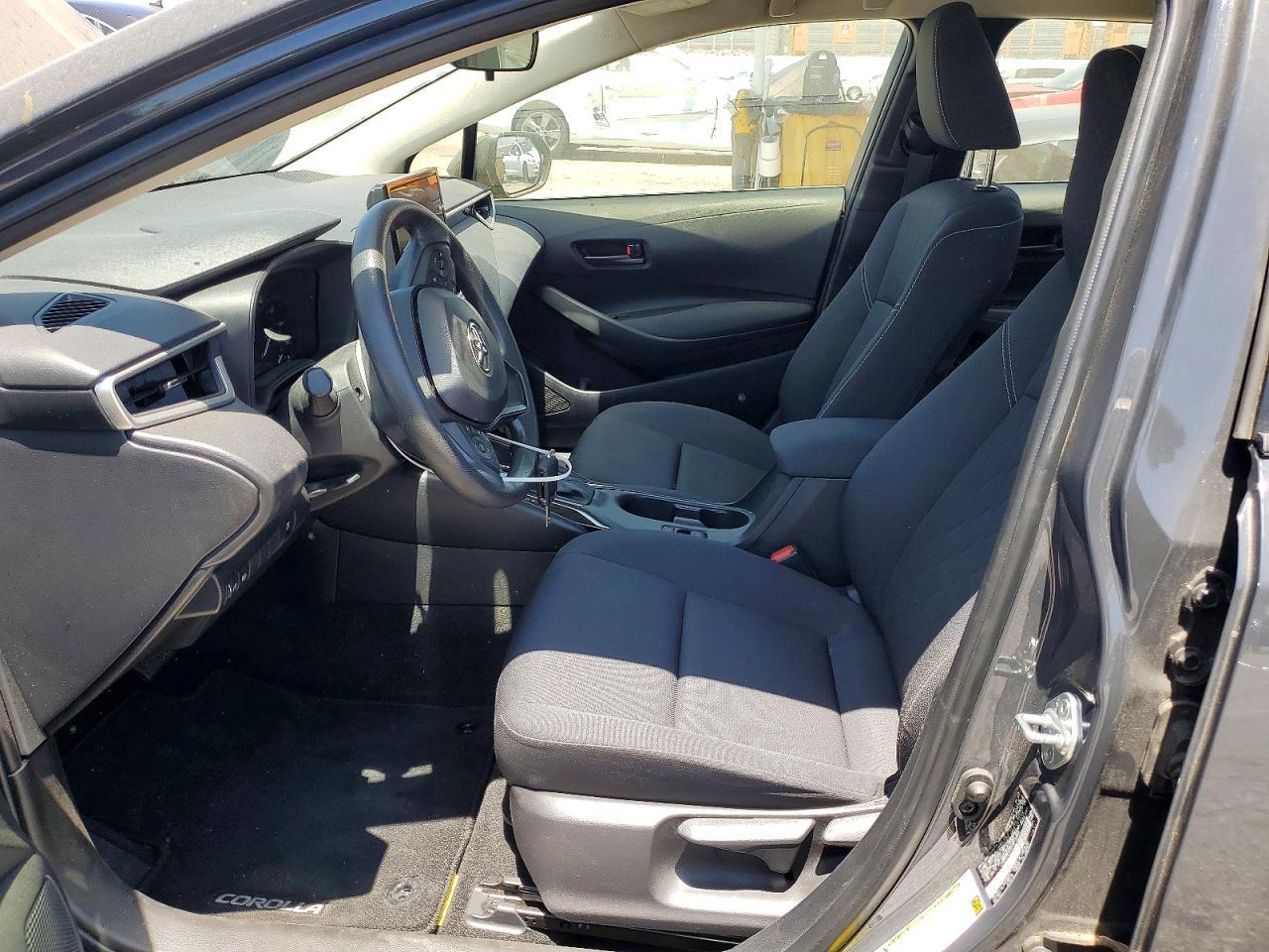 2023 Toyota Corolla Hybrid Le - Image 7