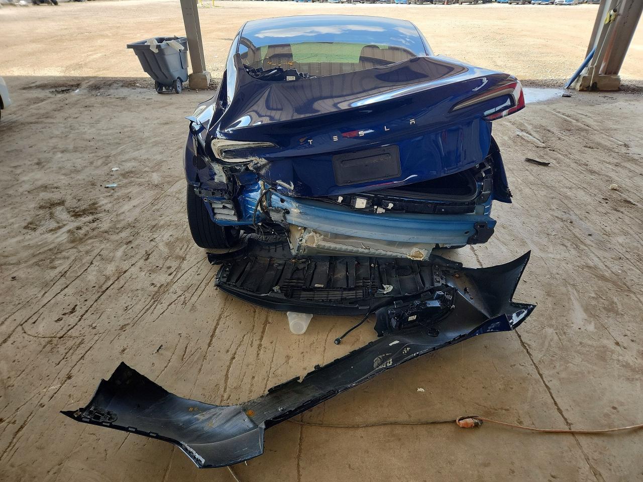 2024 Tesla Model 3 - Фото 6