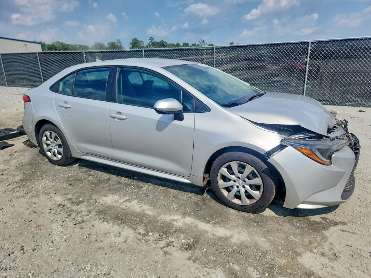 2022 Toyota Corolla Le - Image 4