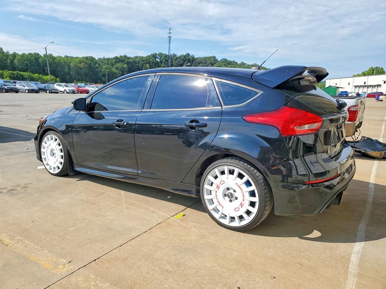 2017 Ford Focus Rs - Фото 2