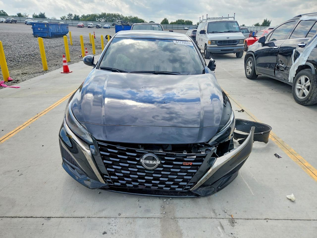 2024 Nissan Altima Sr - Фото 5