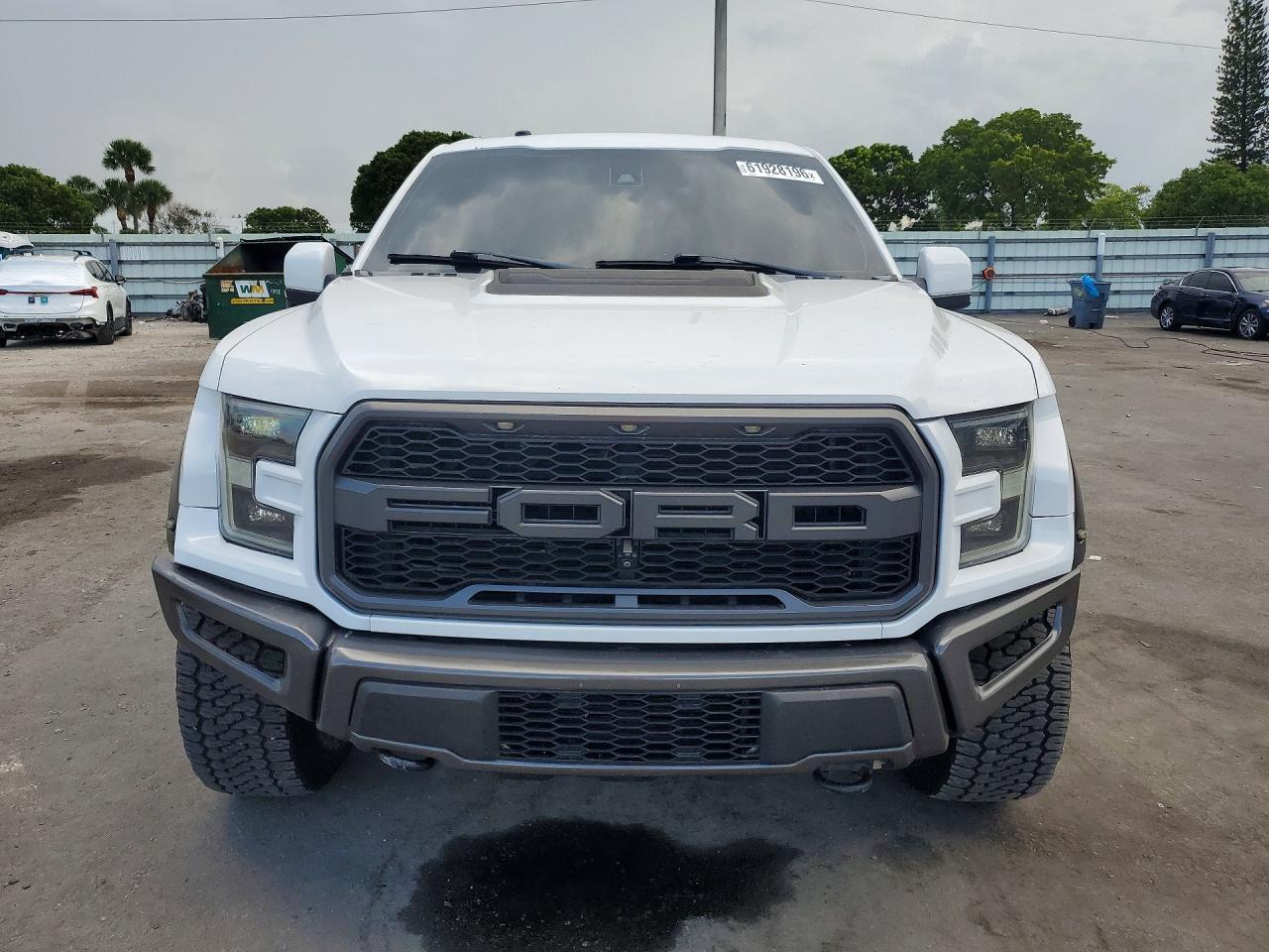 2017 Ford F150 Raptor - Фото 5