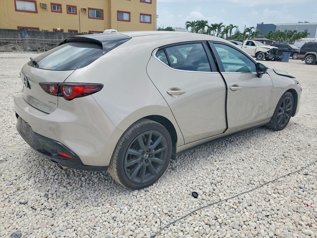 2025 Mazda 3 Select Sport - Image 3
