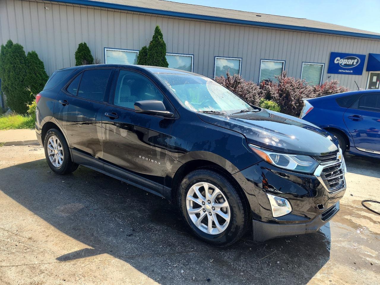 2018 Chevrolet Equinox Ls - Фото 4