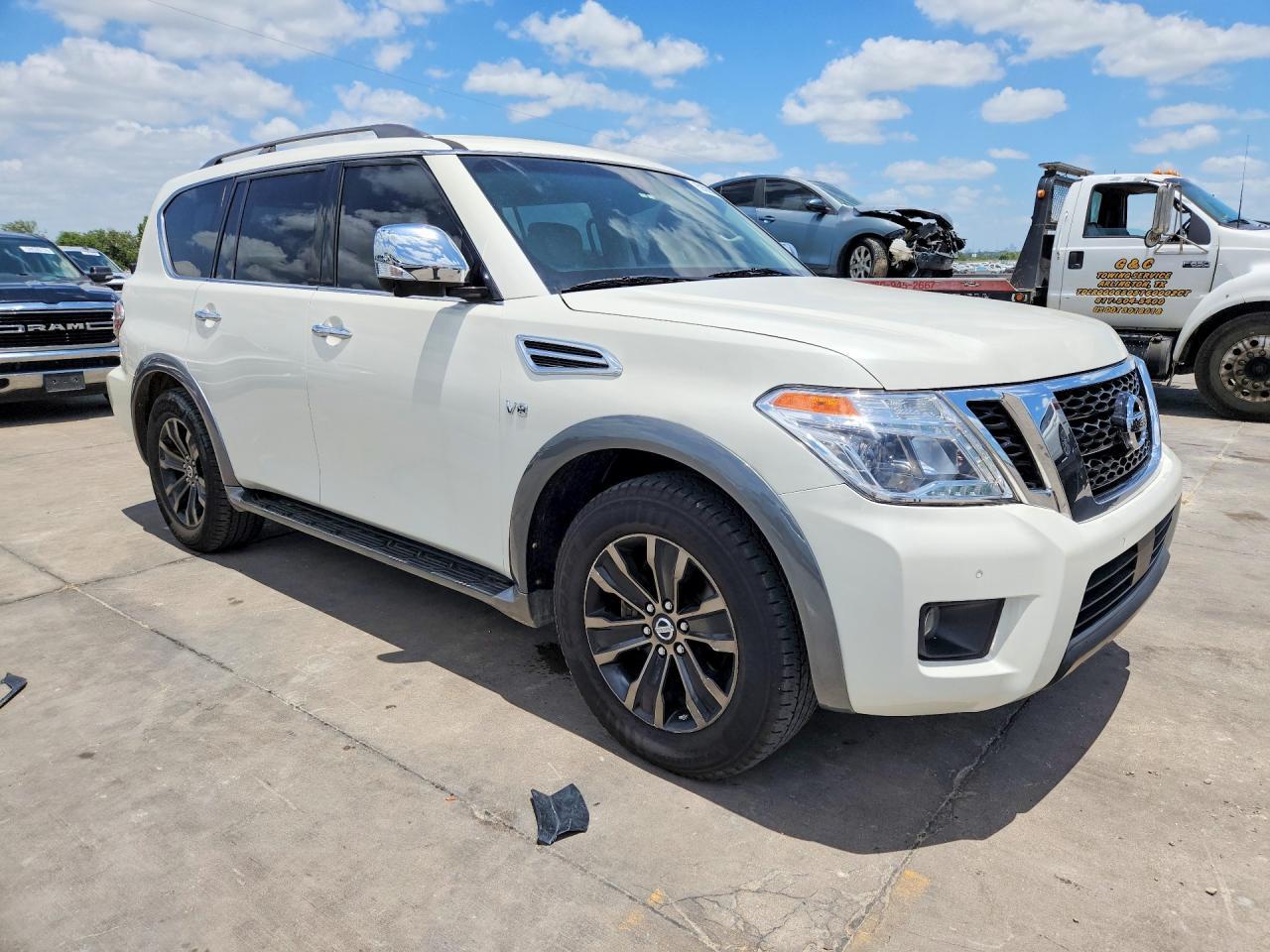 2017 Nissan Armada Platinum - Image 4