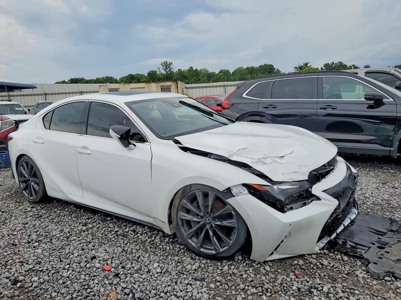 2023 Lexus Is 350 F Sport - Image 4
