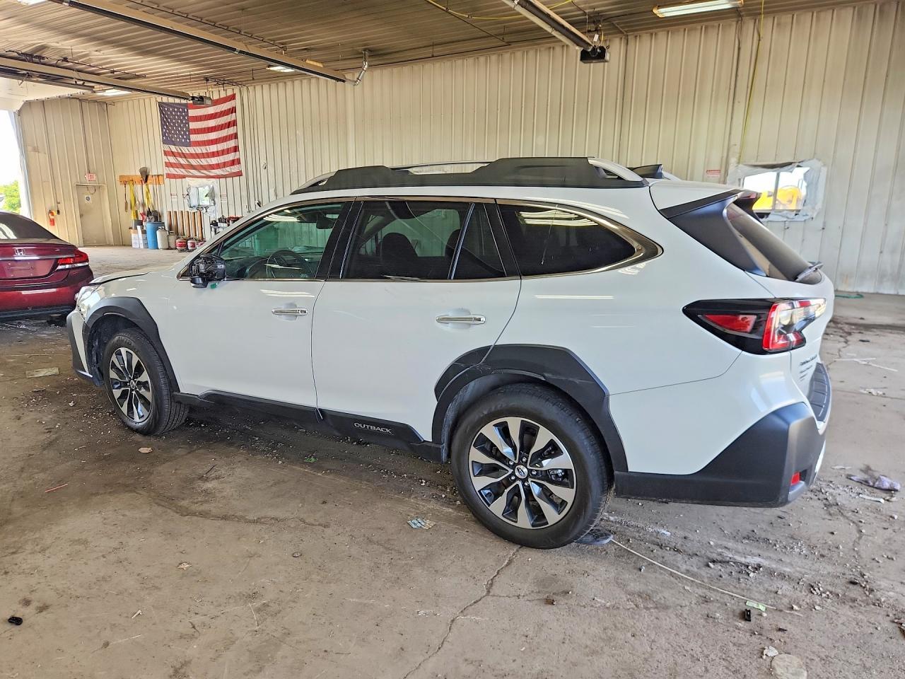 2024 Subaru Outback Touring - Фото 2