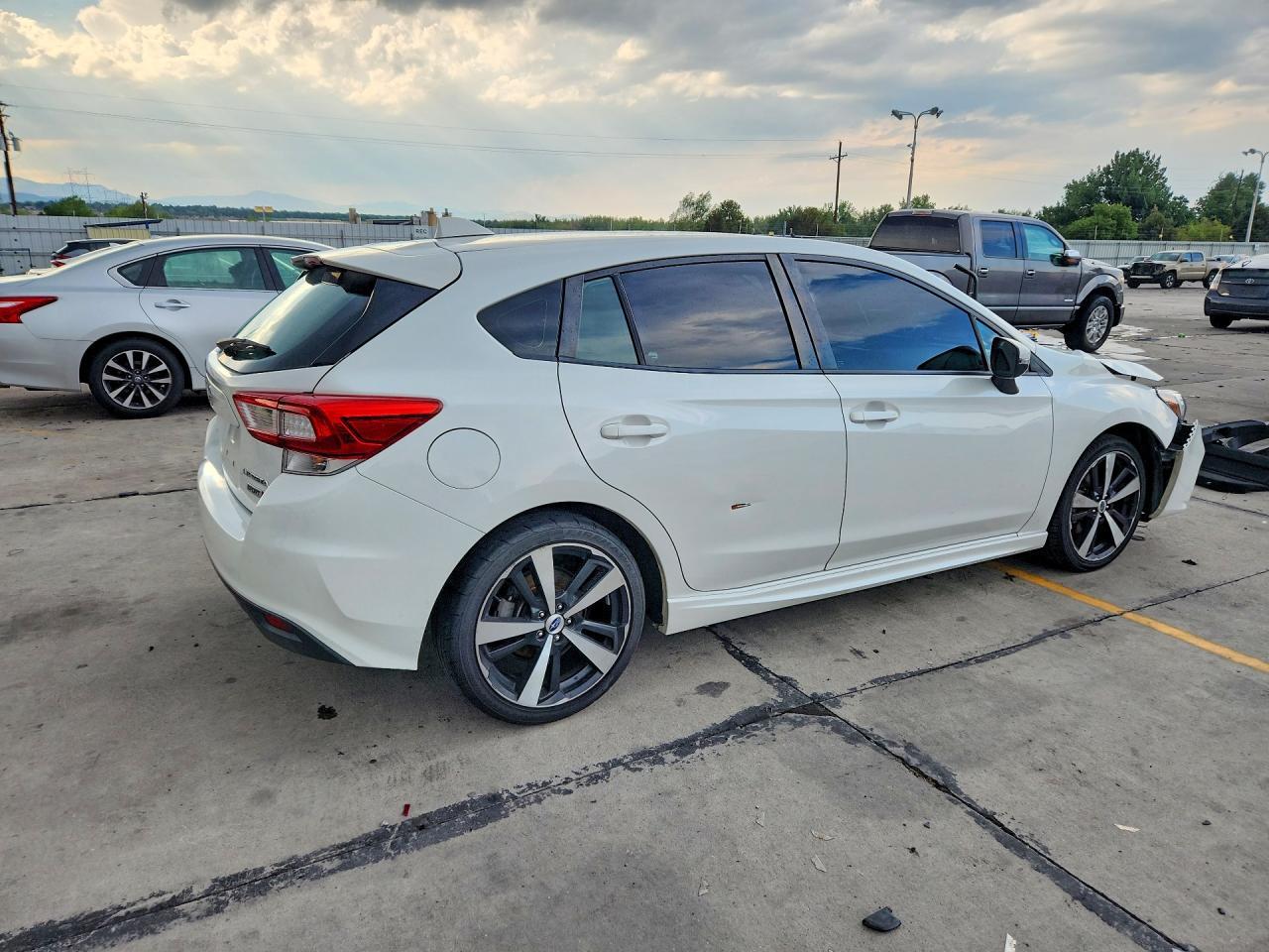 2017 Subaru Impreza Sport - Фото 3