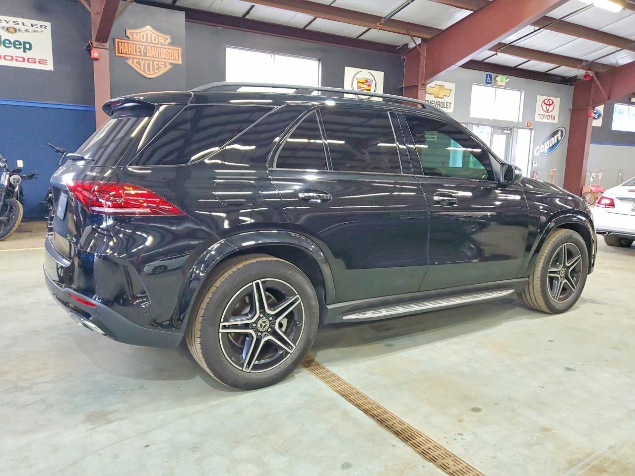2022 Mercedes-Benz Gle 350 4Matic - Фото 3