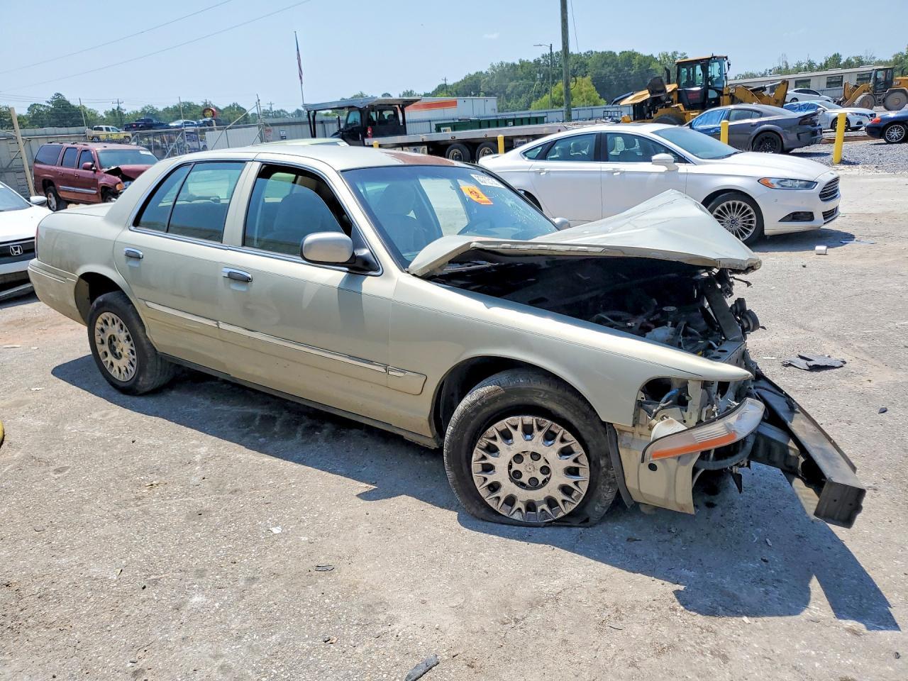 2004 Mercury Grand Marquis Gs - Image 4