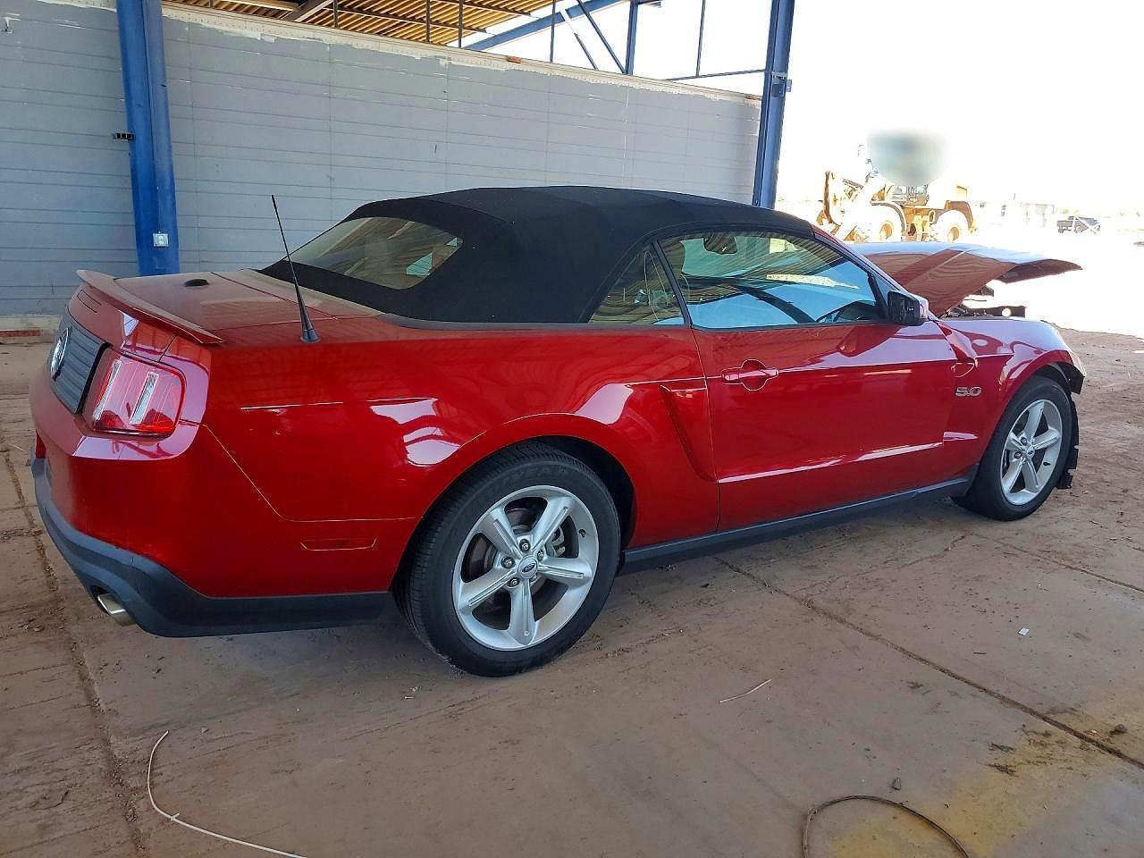 2011 Ford Mustang Gt - Фото 3