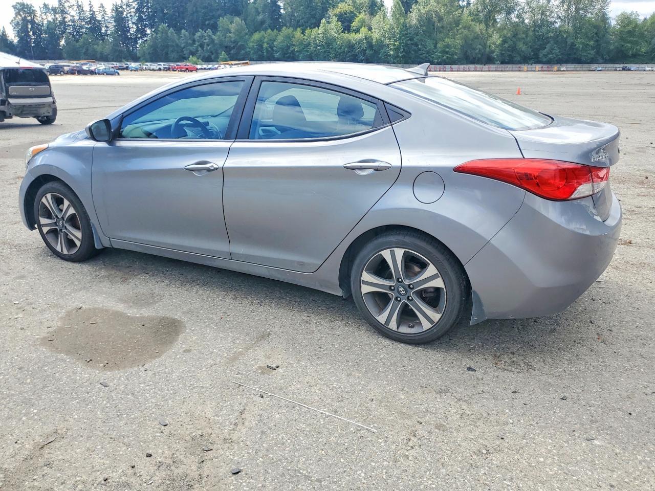 2013 Hyundai Elantra Gls - Фото 2