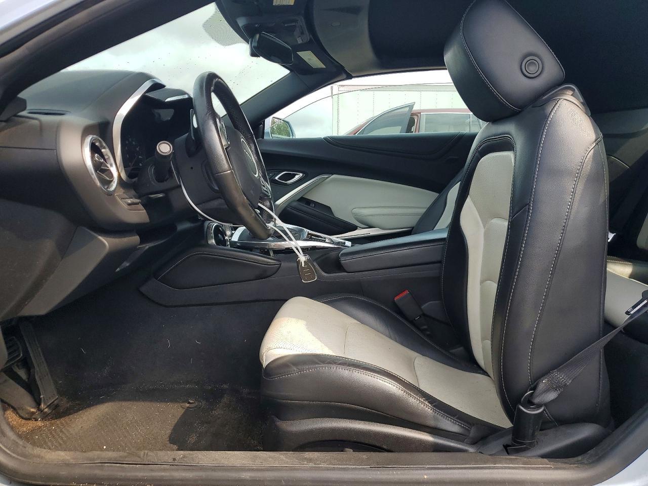 2018 Chevrolet Camaro Lt - Image 7
