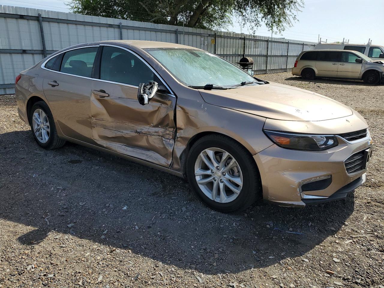2018 Chevrolet Malibu Lt - Image 4
