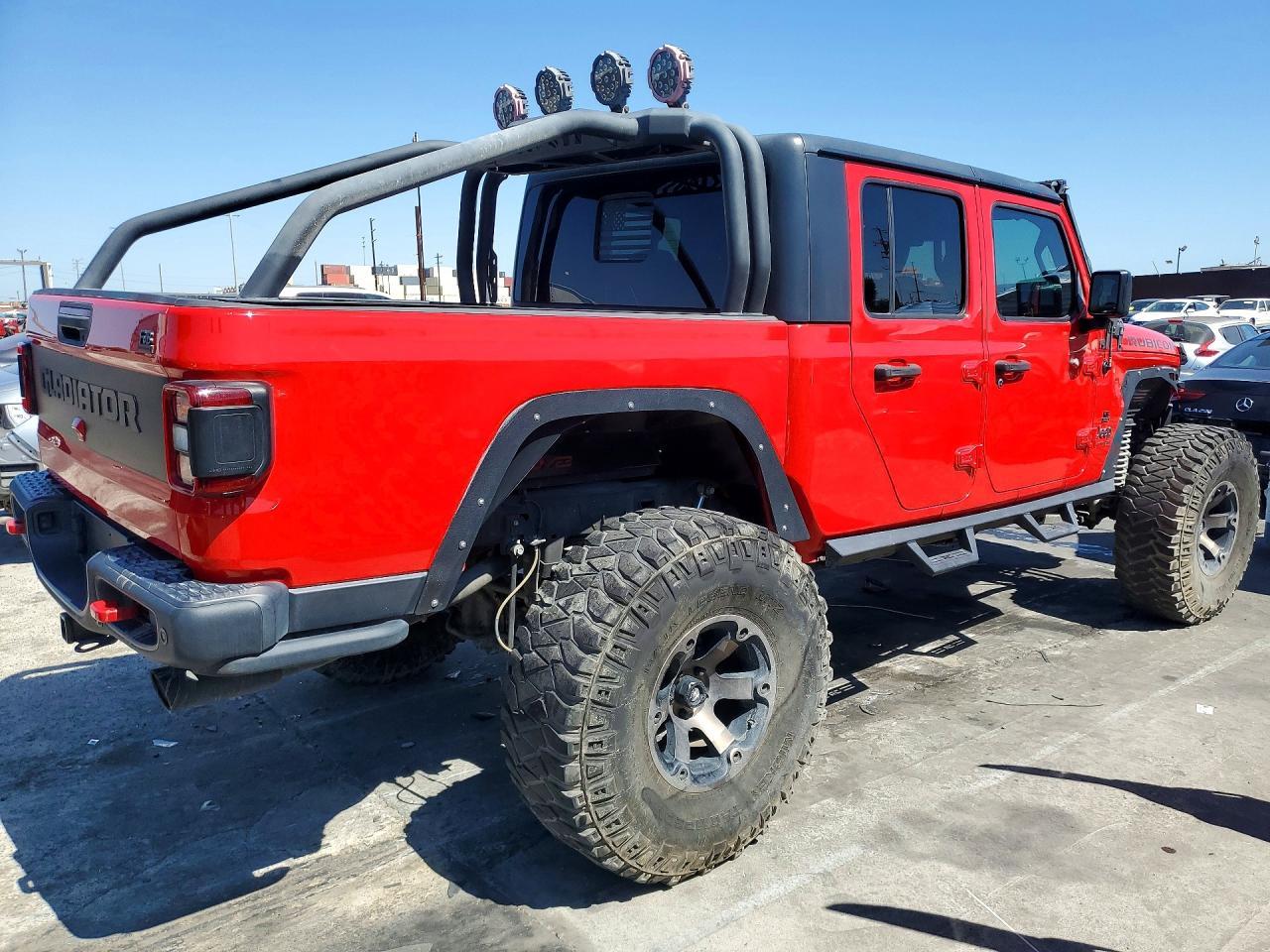 2020 Jeep Gladiator Rubicon - Фото 3