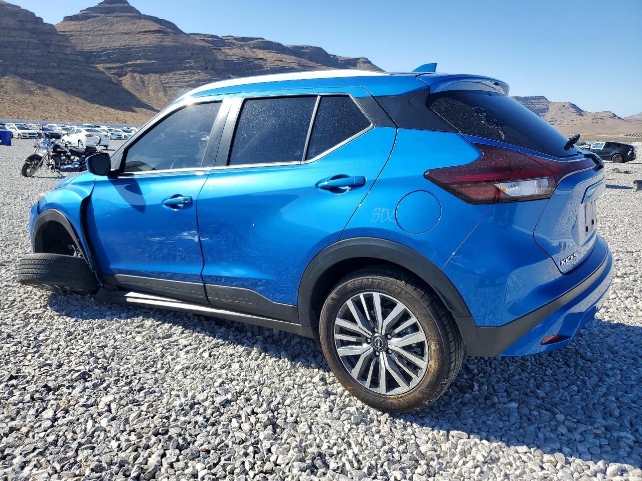 2024 Nissan Kicks Sv - Image 2