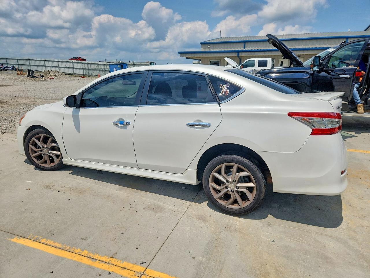 2013 Nissan Sentra S - Image 2