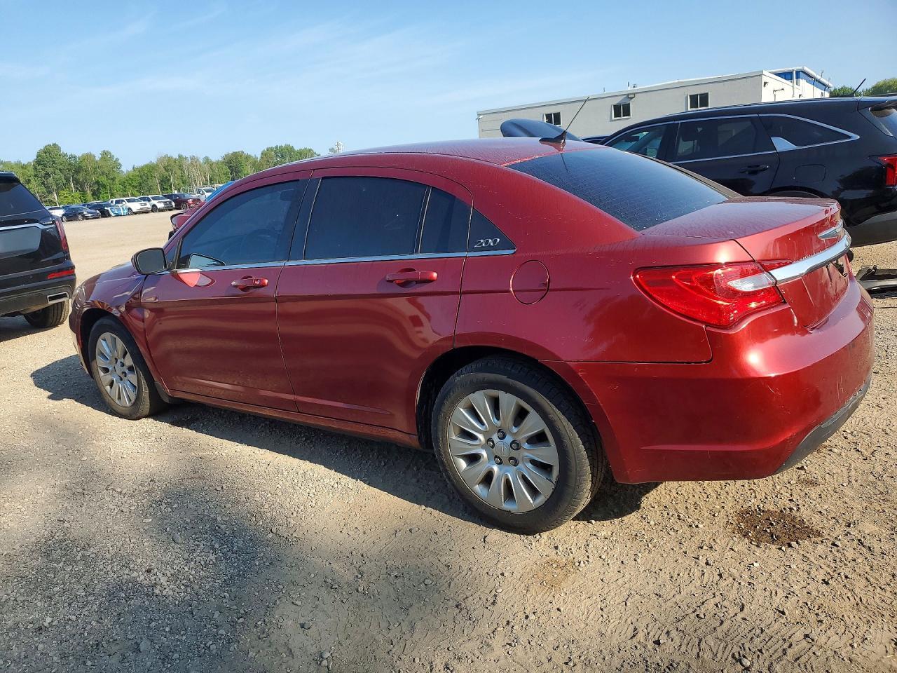 2013 Chrysler 200 Lx - Фото 2