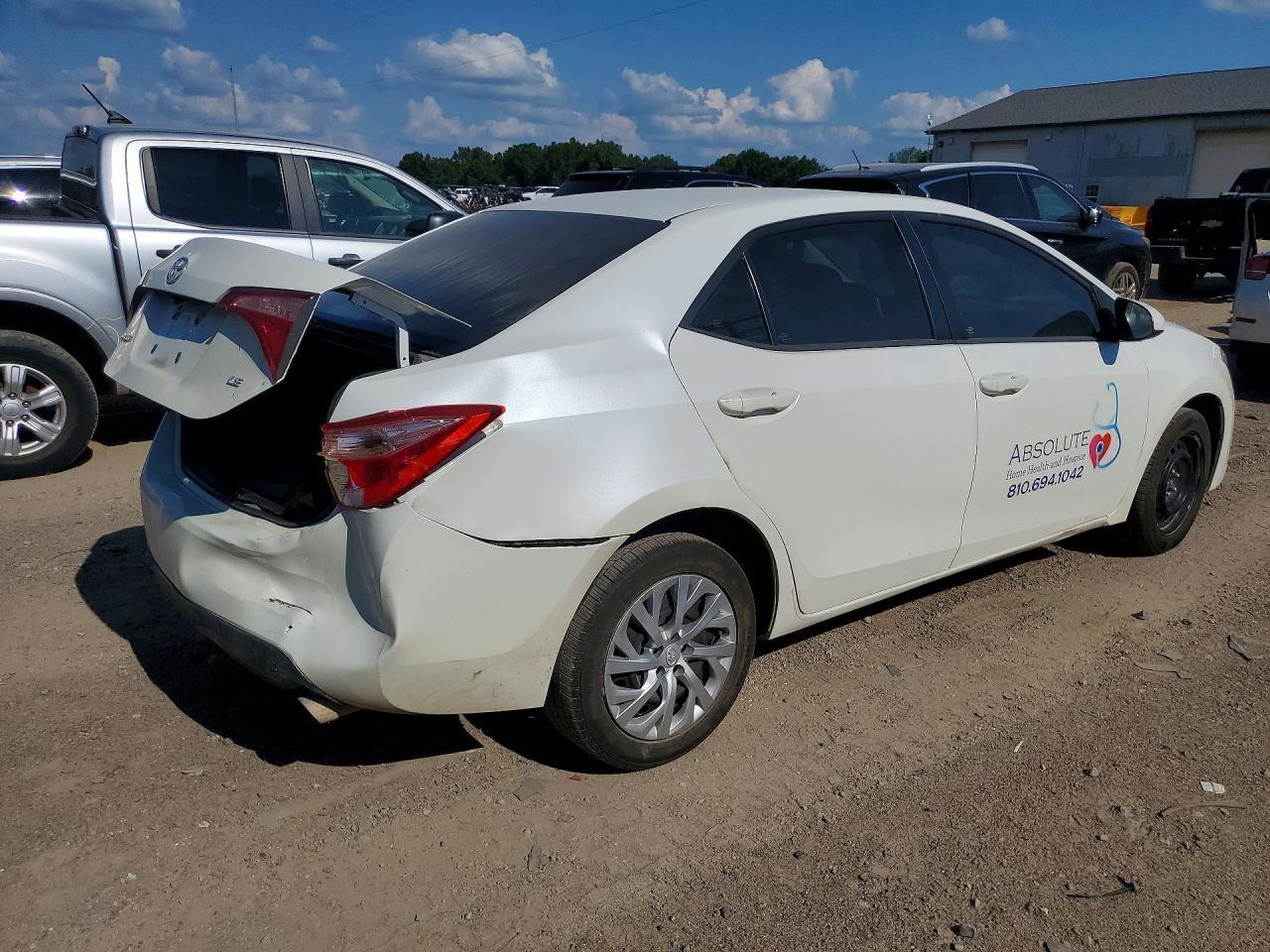 2017 Toyota Corolla Le - Image 3