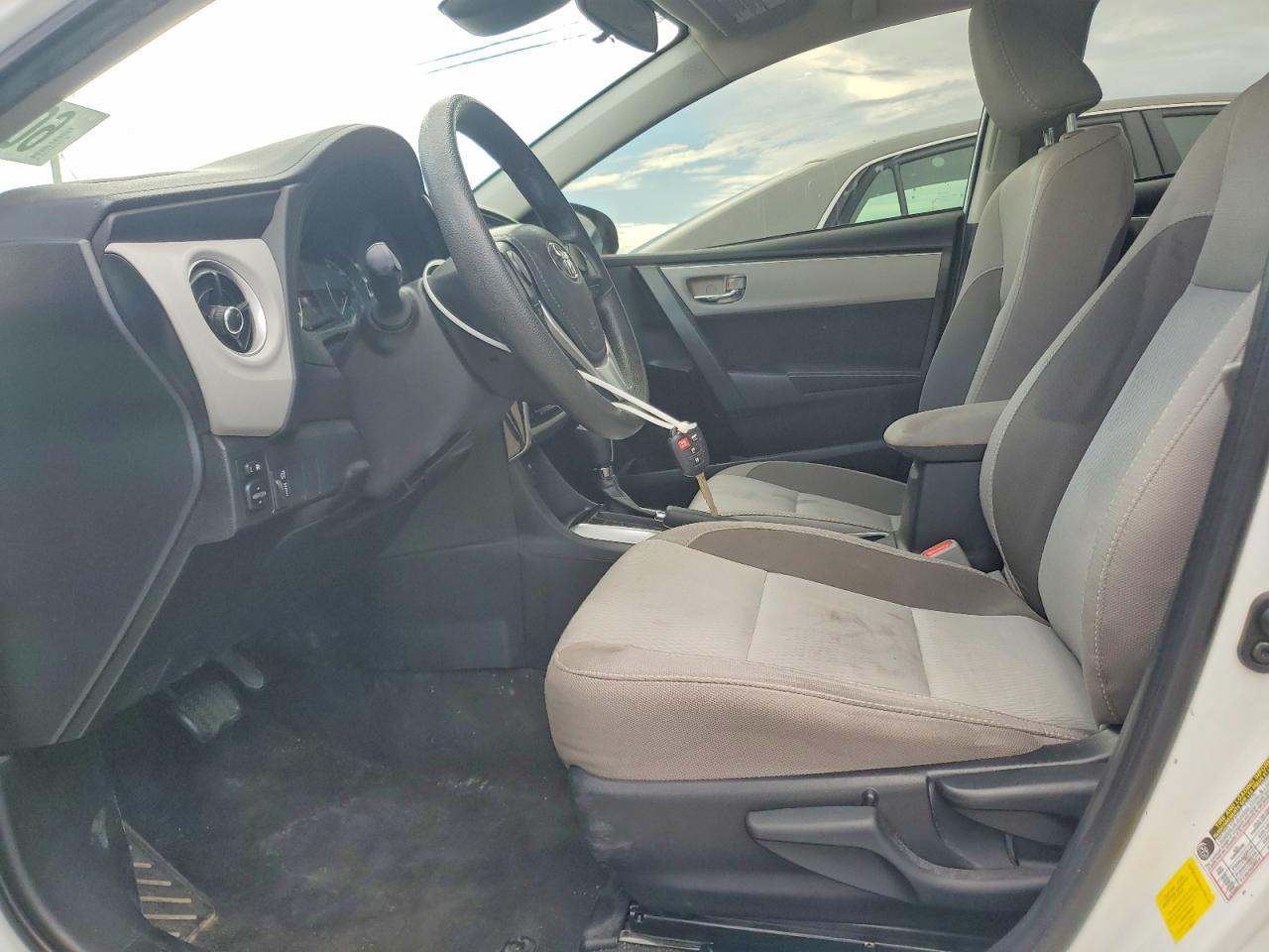 2019 Toyota Corolla Le - Фото 7