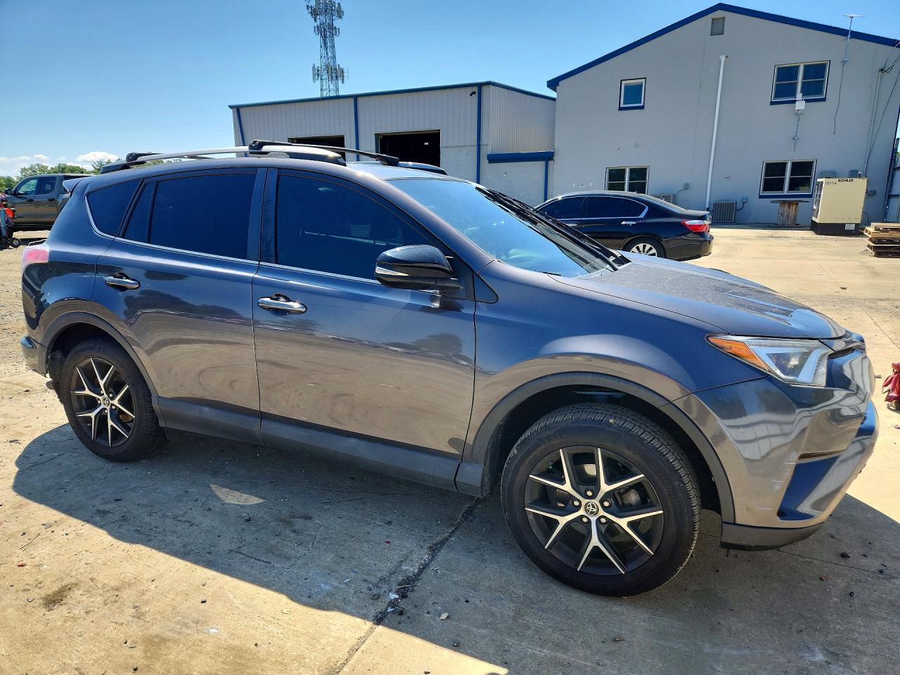 2017 Toyota Rav4 Se - Image 4