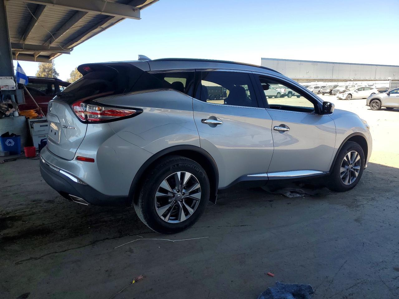 2018 Nissan Murano Sv - Image 3