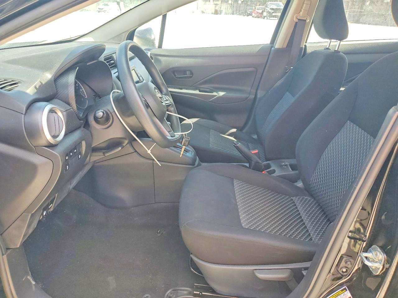2023 Nissan Versa S - Image 7