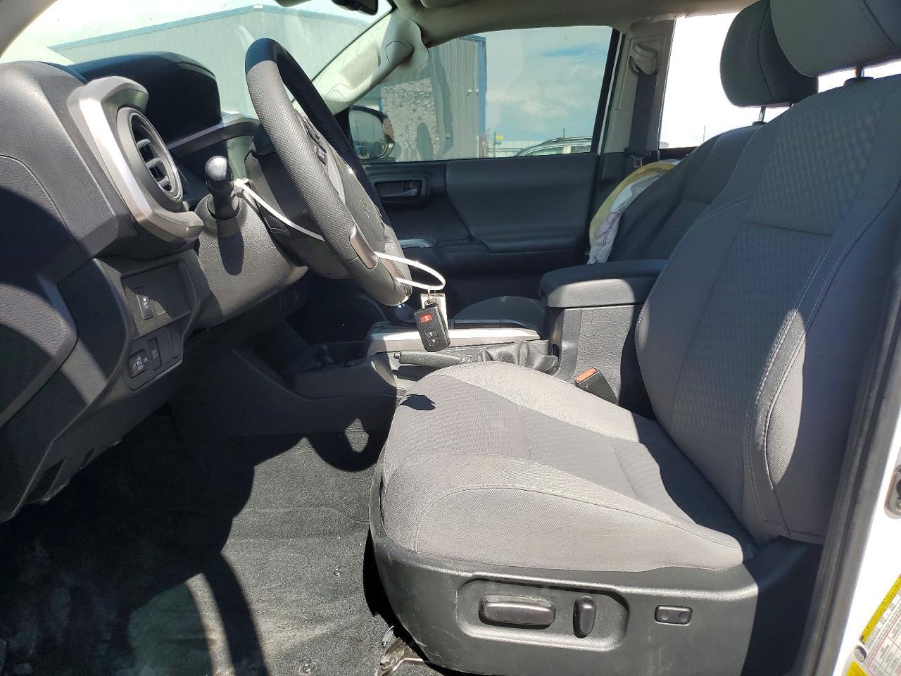 2023 Toyota Tacoma Sr5 V6 - Image 7