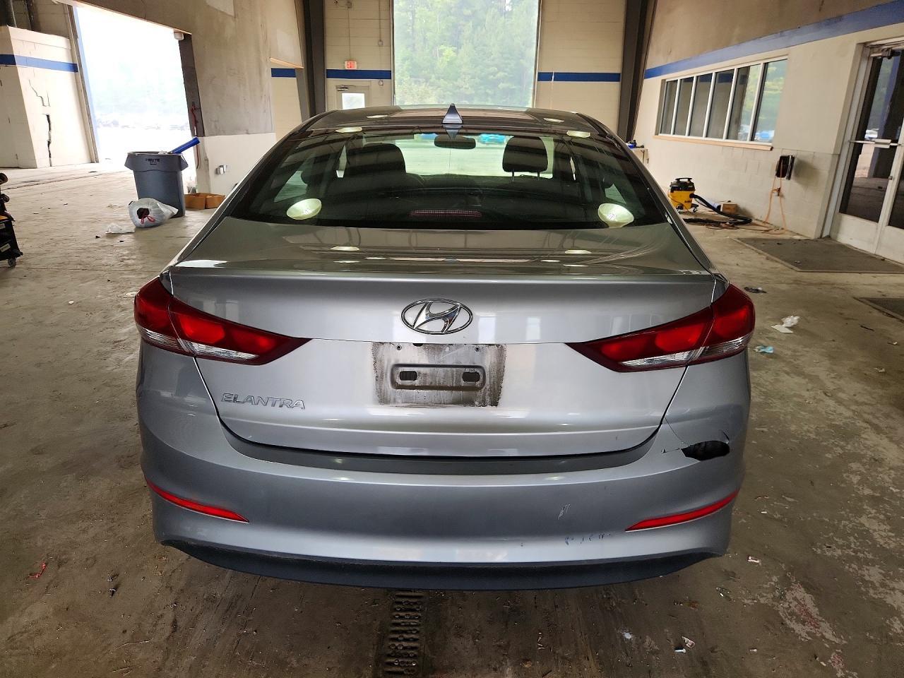 2017 Hyundai Elantra Value Edition - Image 6