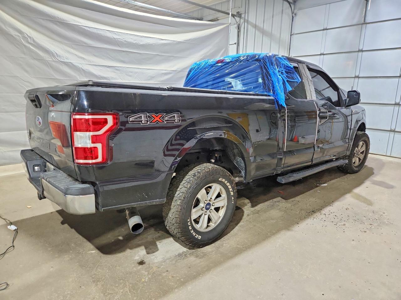 2018 Ford F150 Super Cab - Фото 3