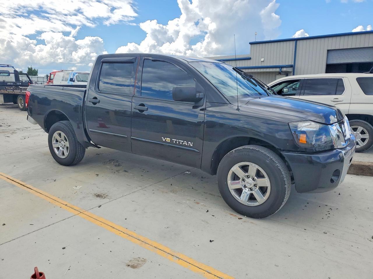 2014 Nissan Titan Sv - Фото 4