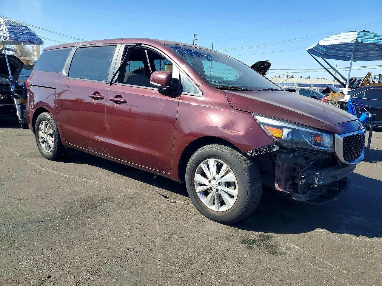 2017 Kia Sedona Lx - Фото 4