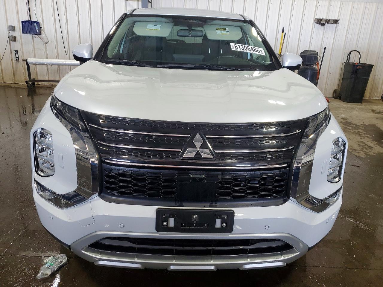 2023 Mitsubishi Outlander Se - Image 5