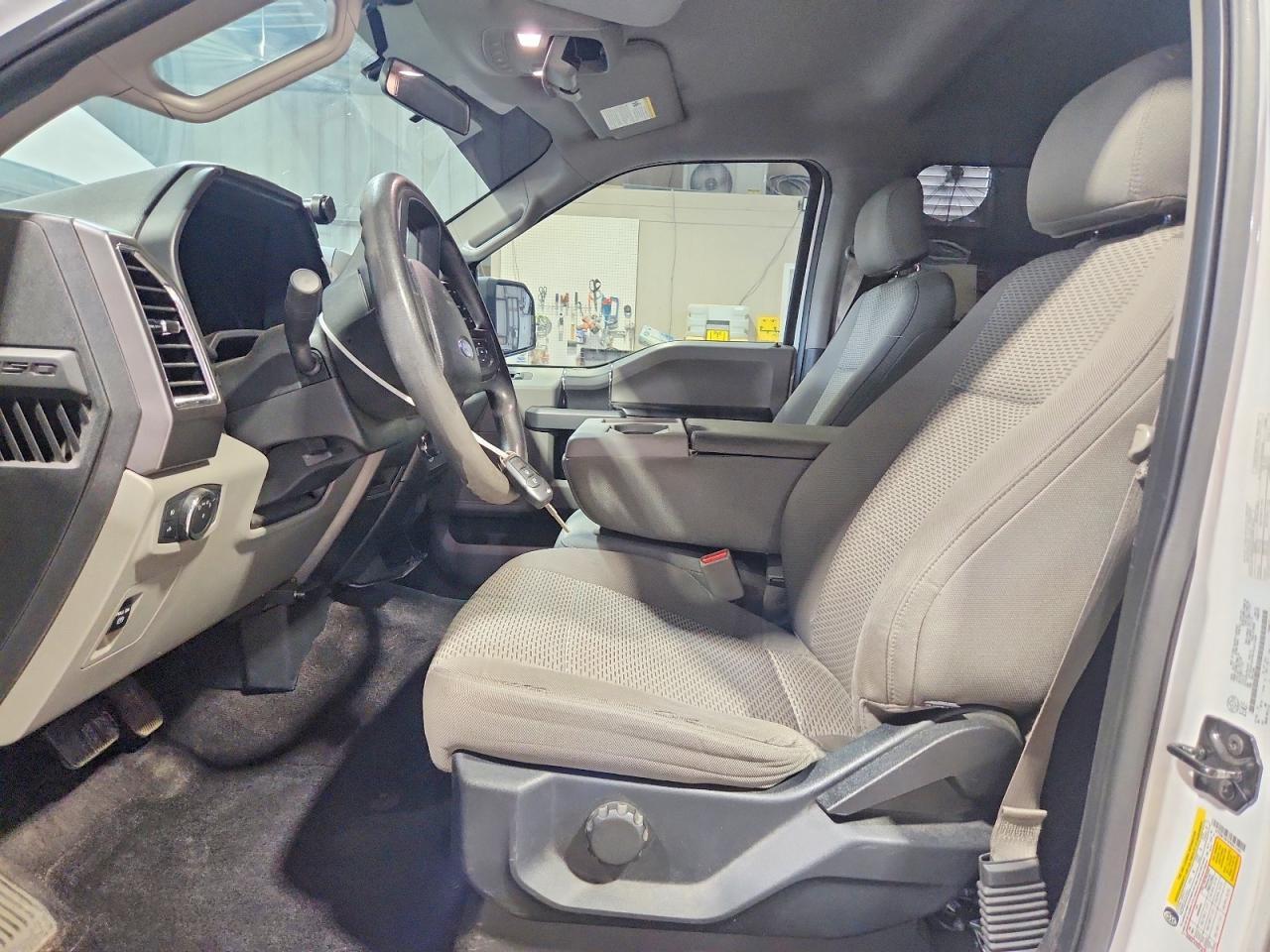 2015 Ford F150 Supercrew - Фото 7