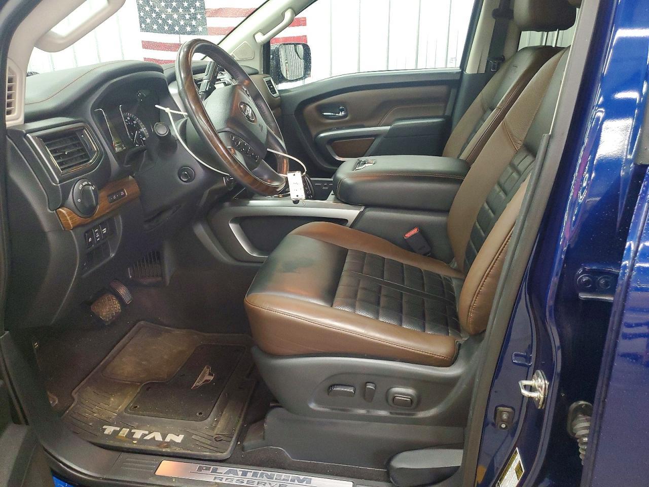 2018 Nissan Titan Platinum Reserve - Image 7