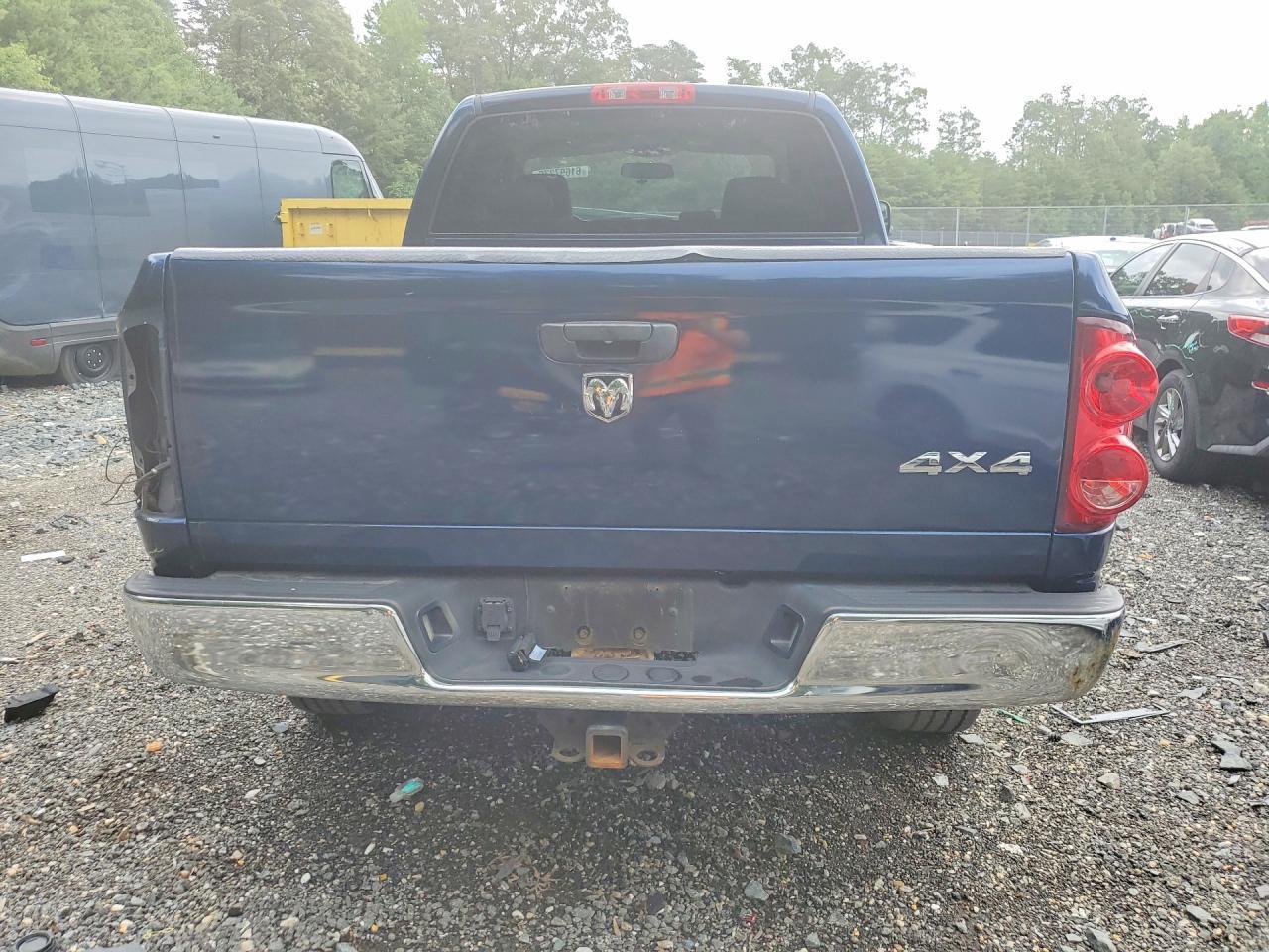 2007 Dodge Ram 2500 St - Фото 6