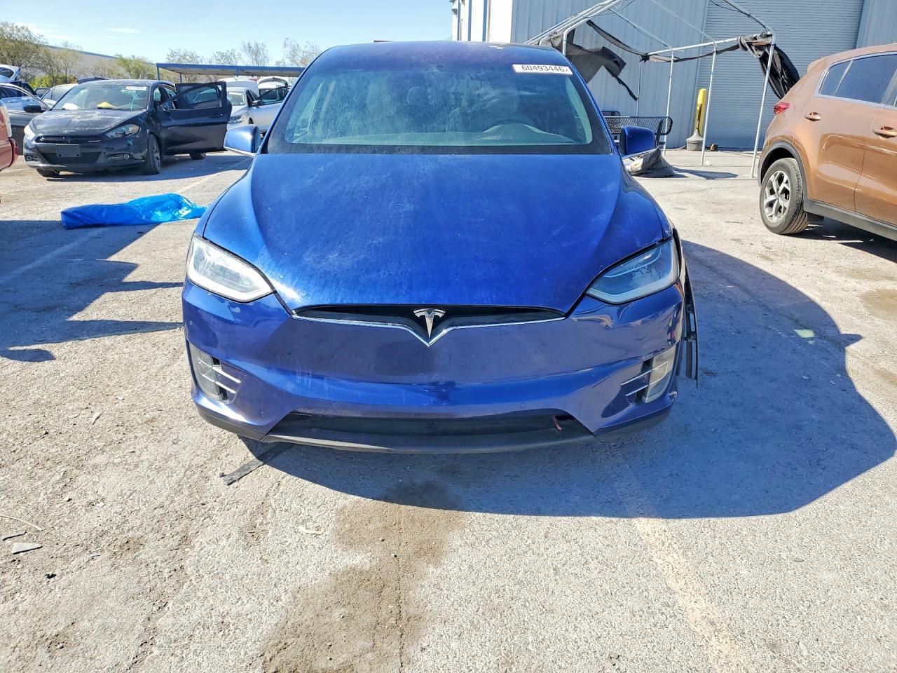 2016 Tesla Model X - Фото 5