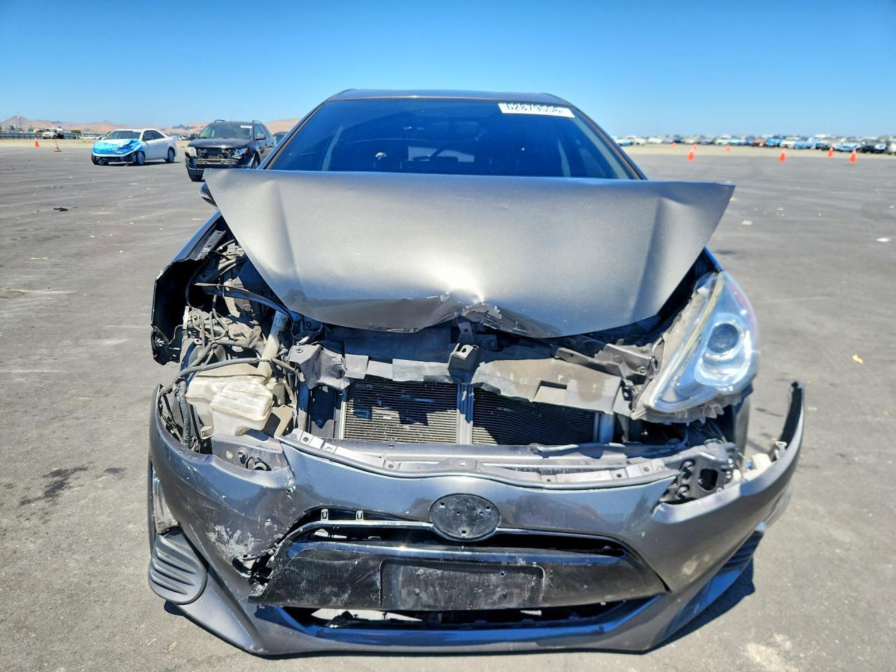 2016 Toyota Prius C Two - Image 5