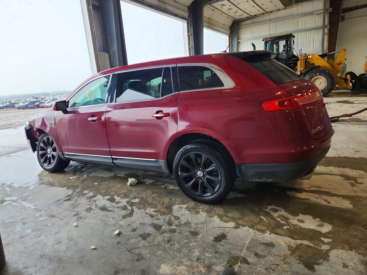 2015 Lincoln Mkt - Фото 2