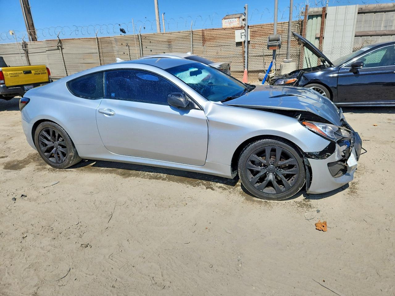 2013 Hyundai Genesis Coupe 2.0T - Image 4