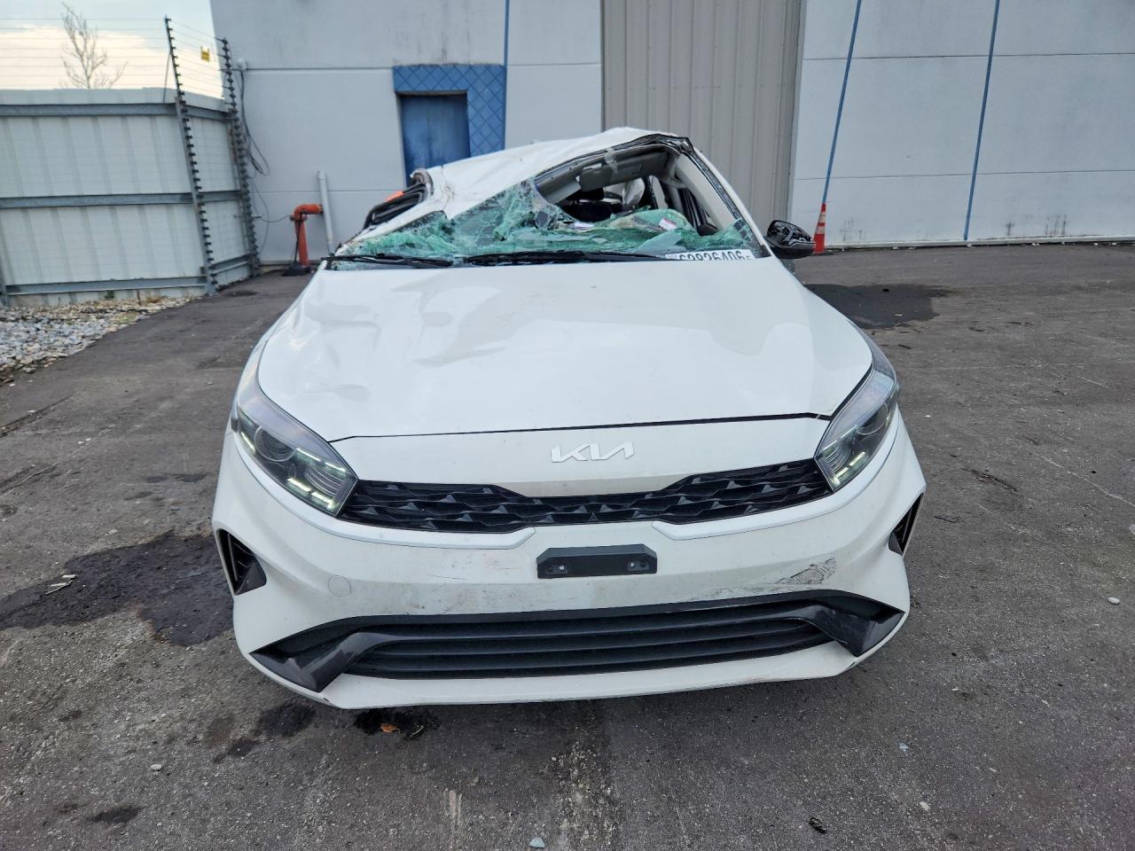 2023 Kia Forte Ex - Фото 5