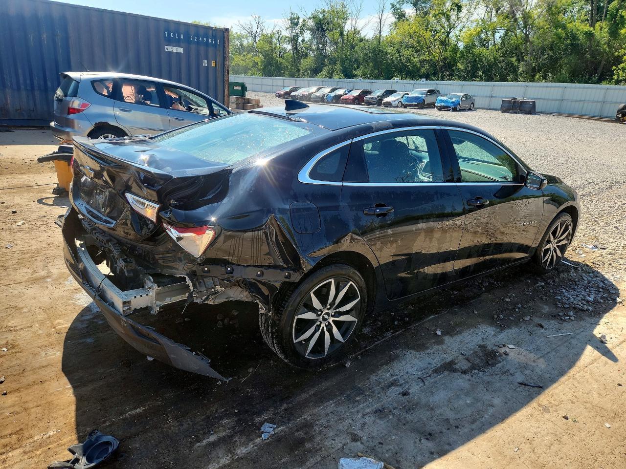 2017 Chevrolet Malibu Lt - Image 3