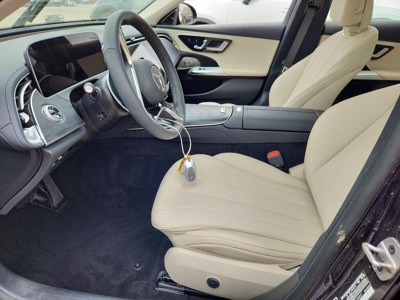 2026 Mercedes-Benz E 350 4Matic - Image 7