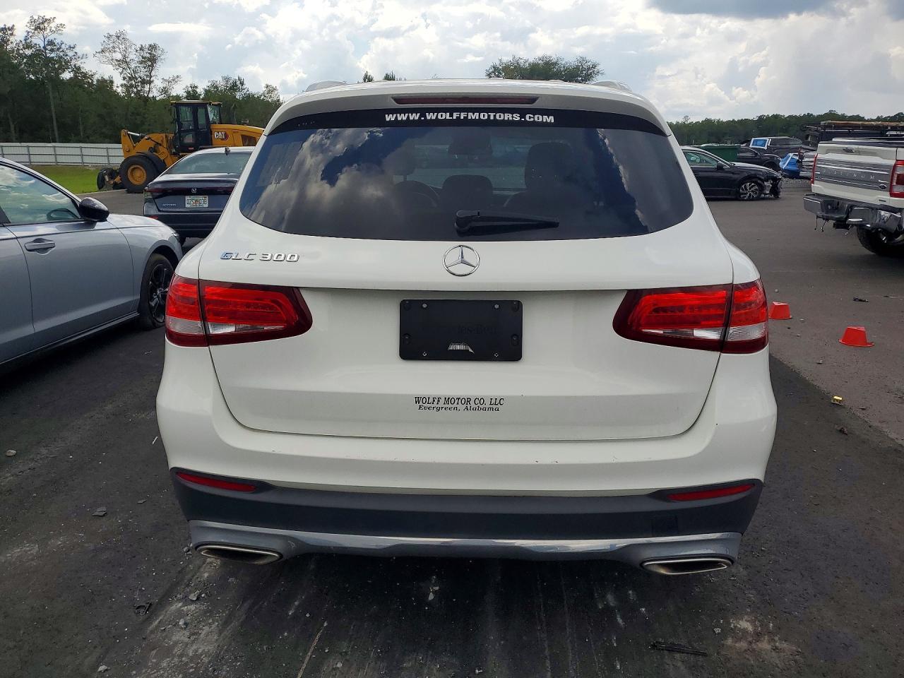 2019 Mercedes-Benz Glc 300 - Image 6